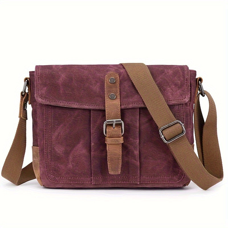 Carter | Messenger Bag with Vintage Buckle Design