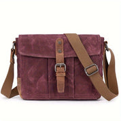 Carter | Messenger Bag with Vintage Buckle Design
