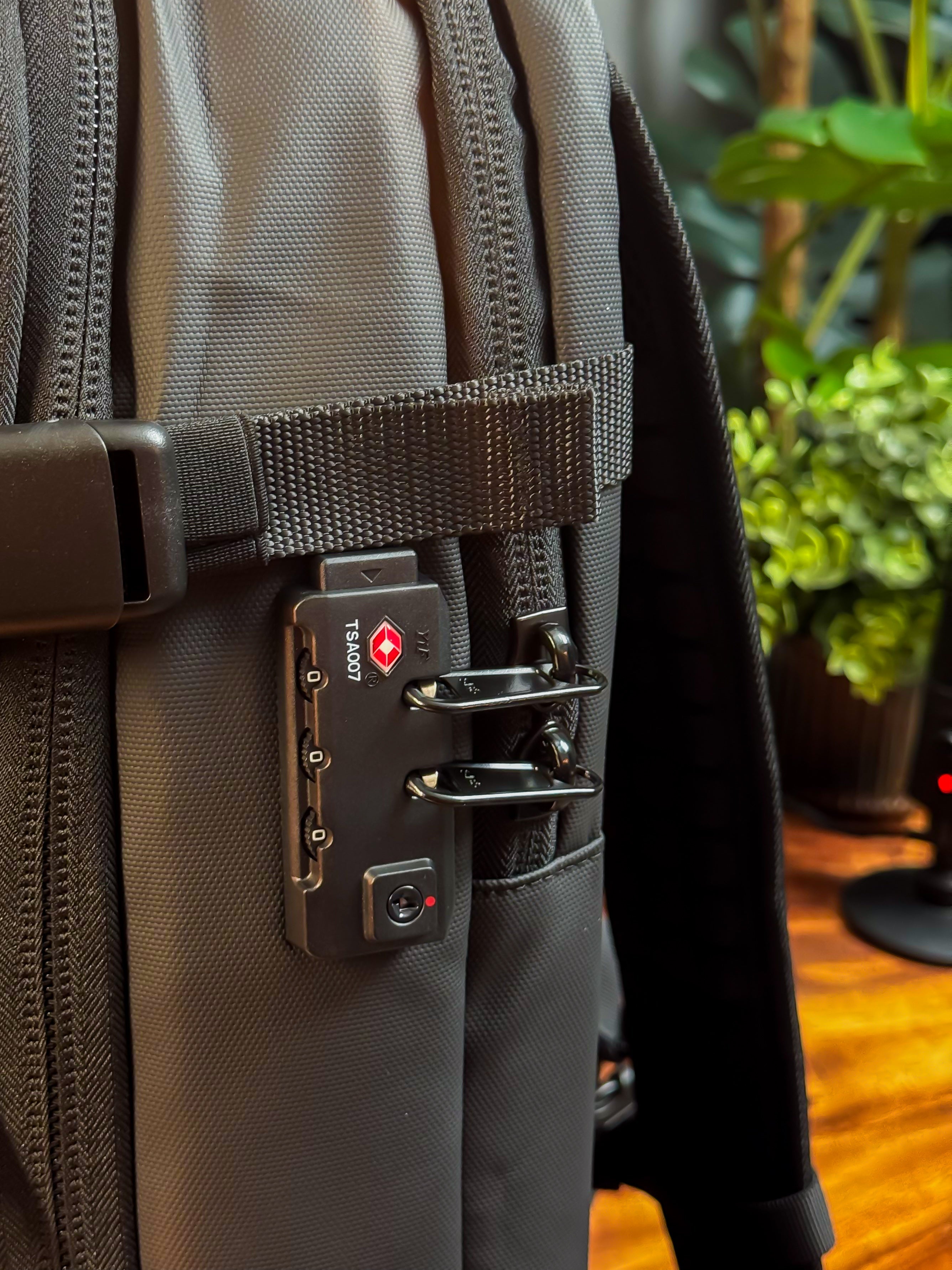 17 -inch men's backpack with emptiness backpack-6