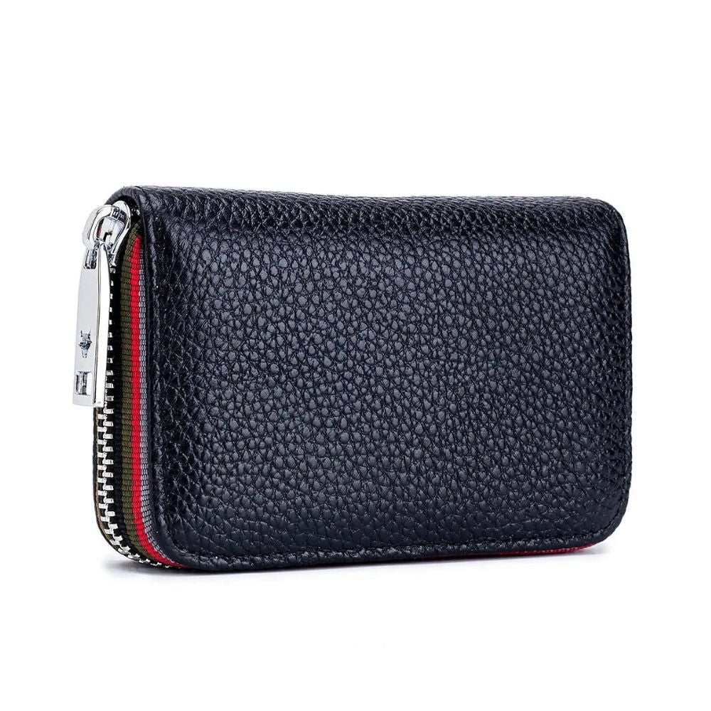 Maisy | RFID-blocking zip-up travel wallet made of faux leather