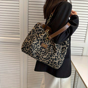 Isle | Modern Canvas Tote Bag