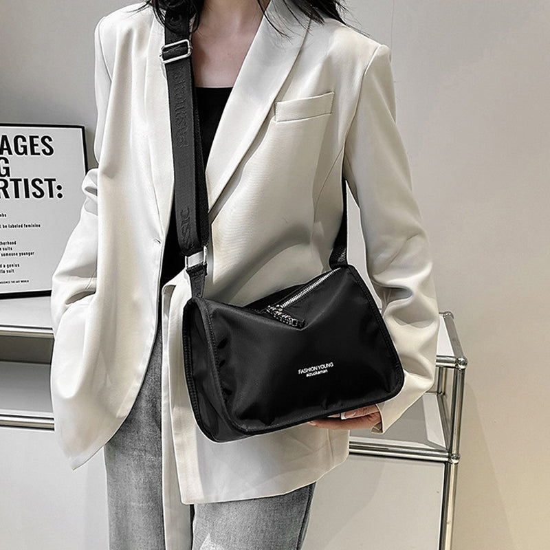 Nikki | Chic Nylon Crossbody Bag