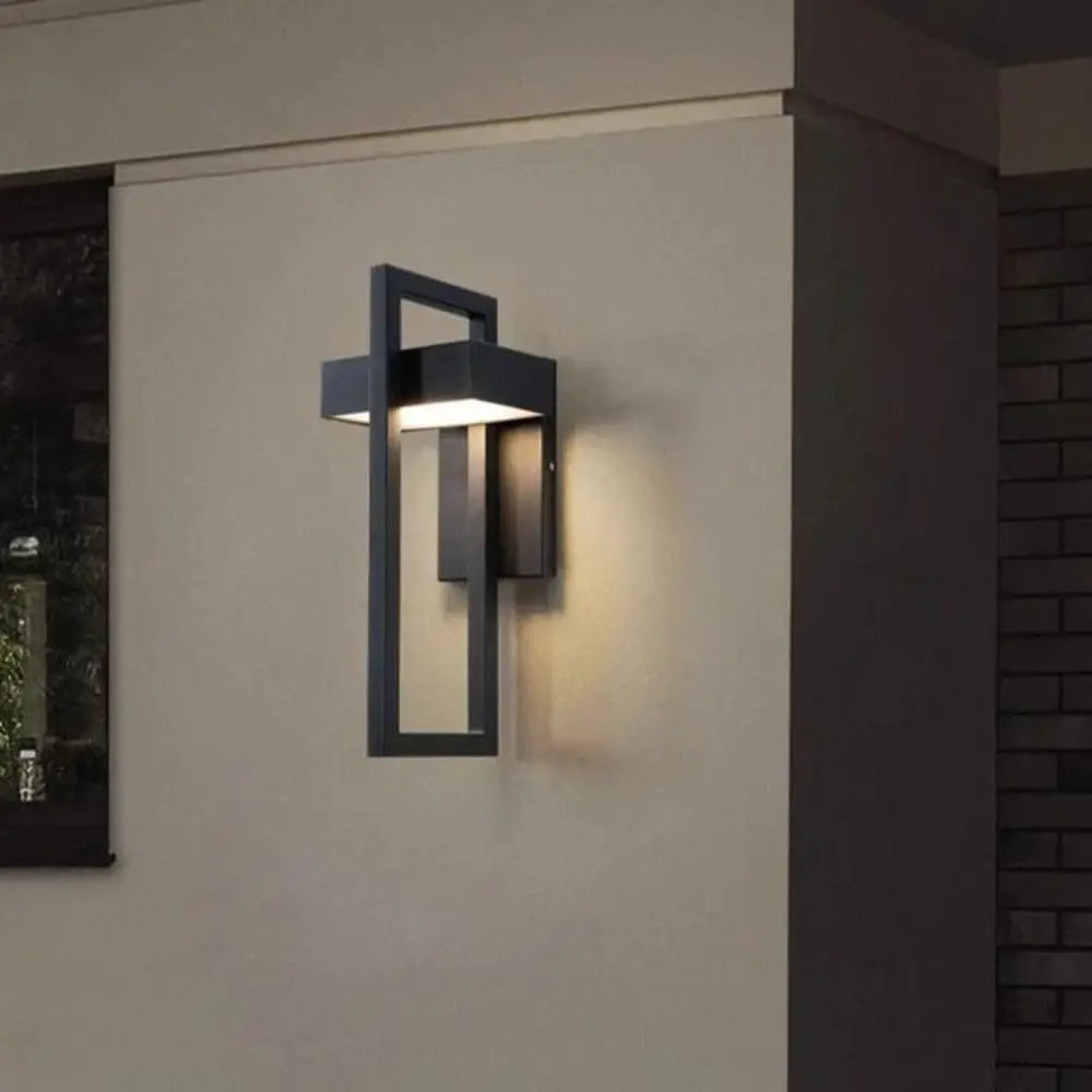 AuraBright – Modern Outdoor Wall Light with Energy-Efficient LED-1