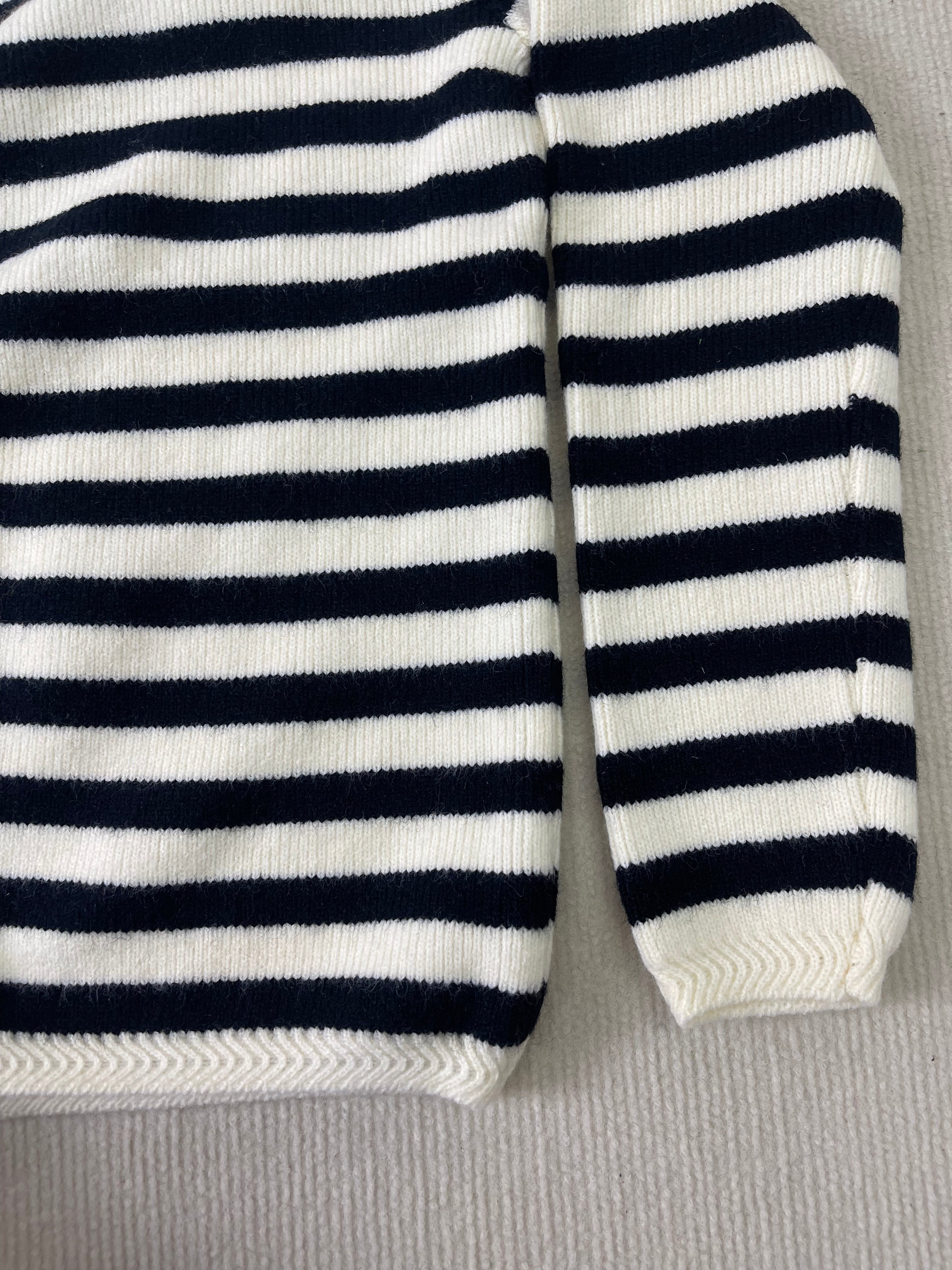 Myla | Elegant Striped Cardigan