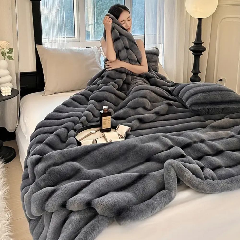  Ruched Faux Rabbit Fur Blanket-3