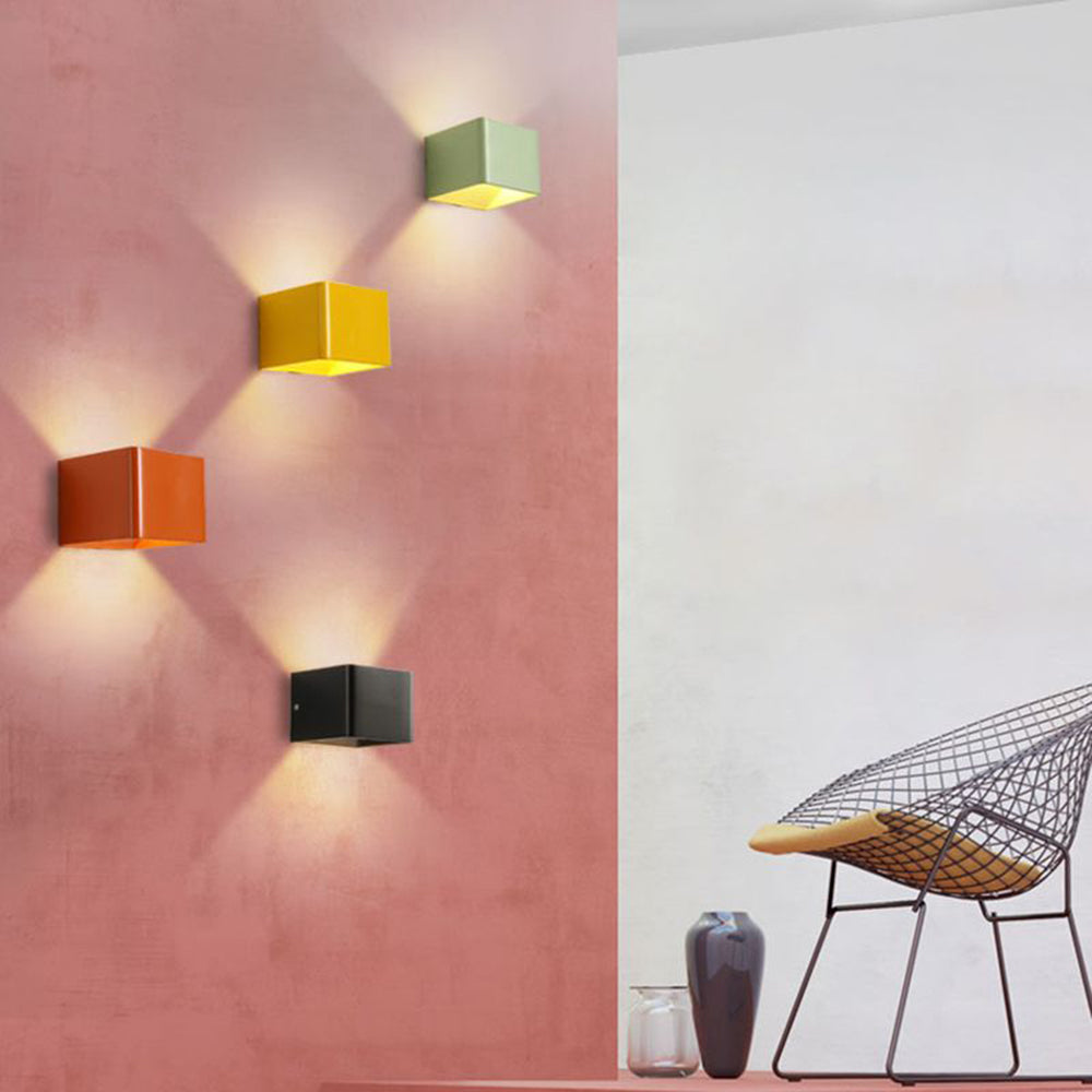 Luma | Modern Square Wall Lamp