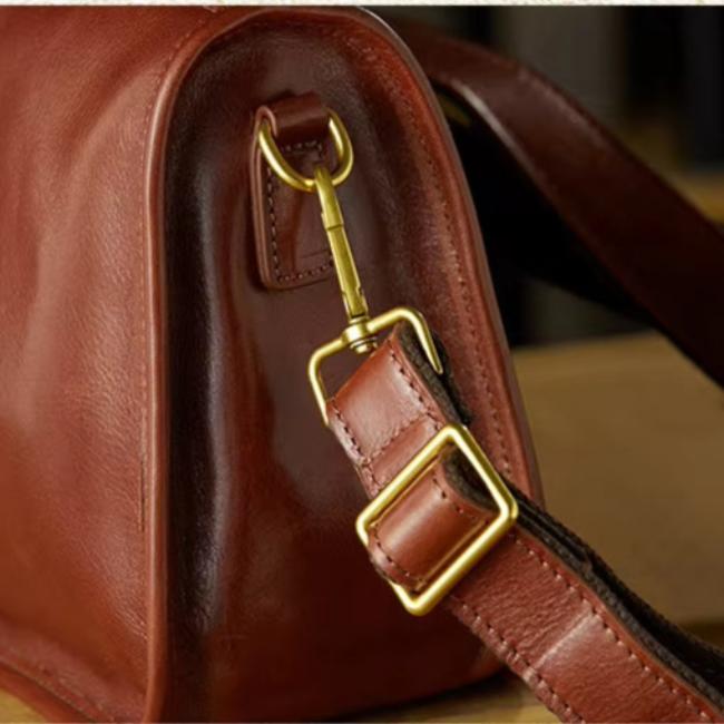 Emma | Chic Business Handbag for Every Occasion