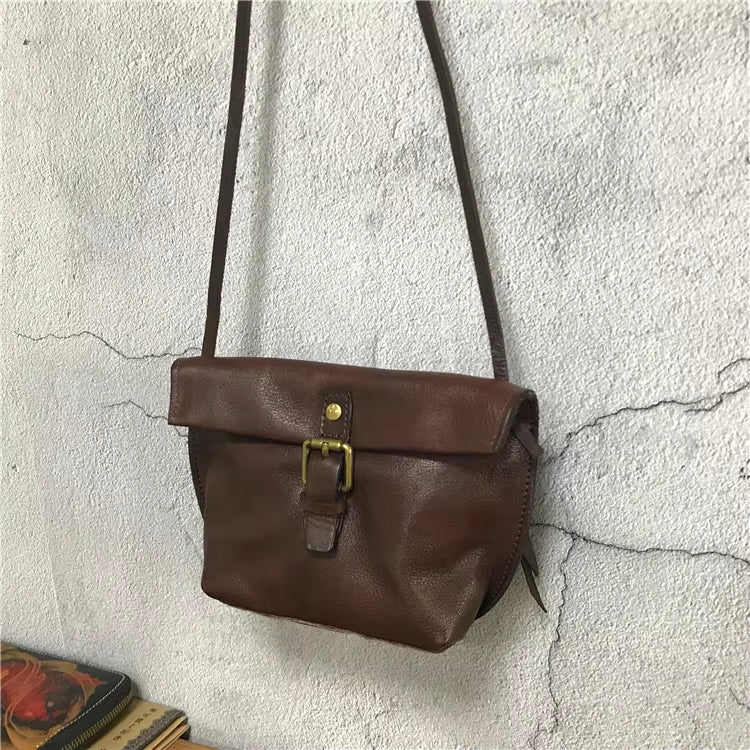 Annie | Vintage-Inspired Crossbody Bag with Buckle Detail