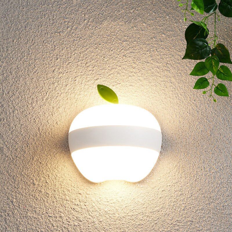 Elegant Waterproof Spherical LED Outdoor Lamp – Energy-Efficient Solar Lights for Gardens and Patios-4