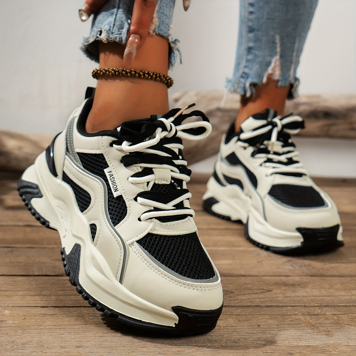 Milli | High Sole Women's Sneakers