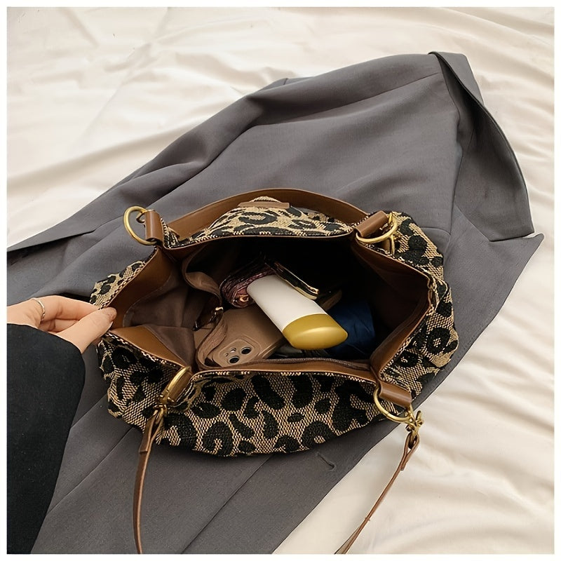 Isle | Modern Canvas Tote Bag