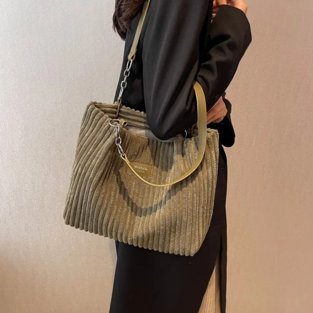 Rianna | Fashionable Functional Shoulder Bag