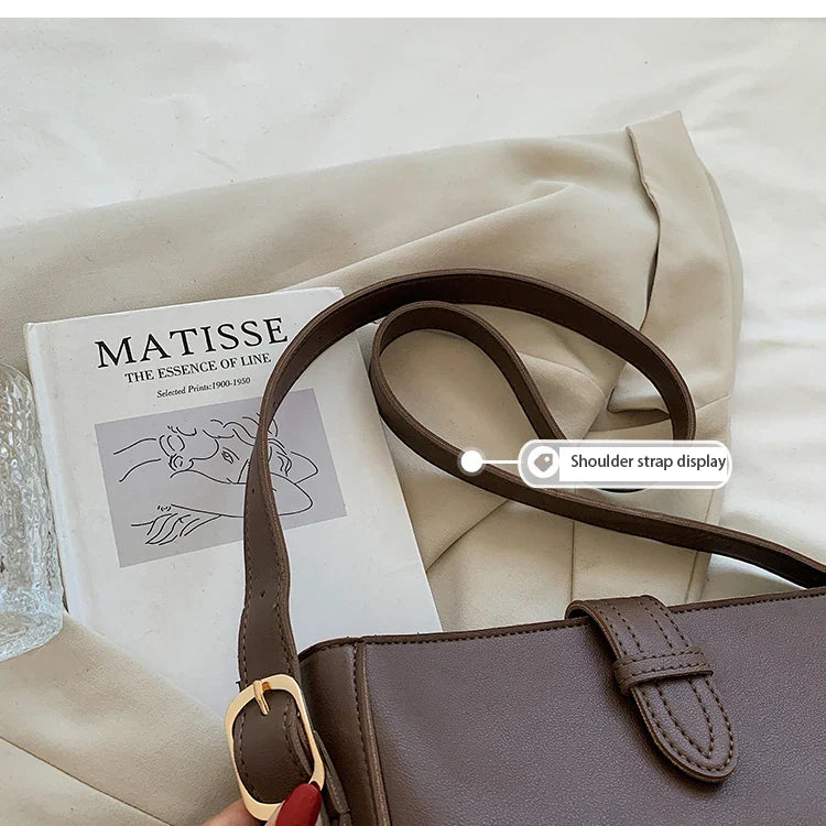 Maya | Compact Crossbody Bag with Minimalist Design