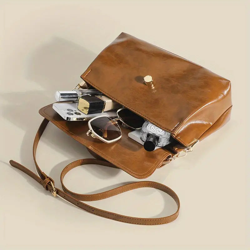 Phoebe | Elegant Handbag with Classic Design and Adjustable Strap