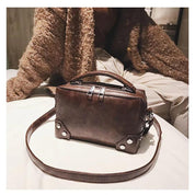Skylar | Vintage Compact Handbag with Crossbody Strap