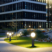 Modern LED Outdoor Garden Lamp - Durable Metal Light Fixture for Pathways-2