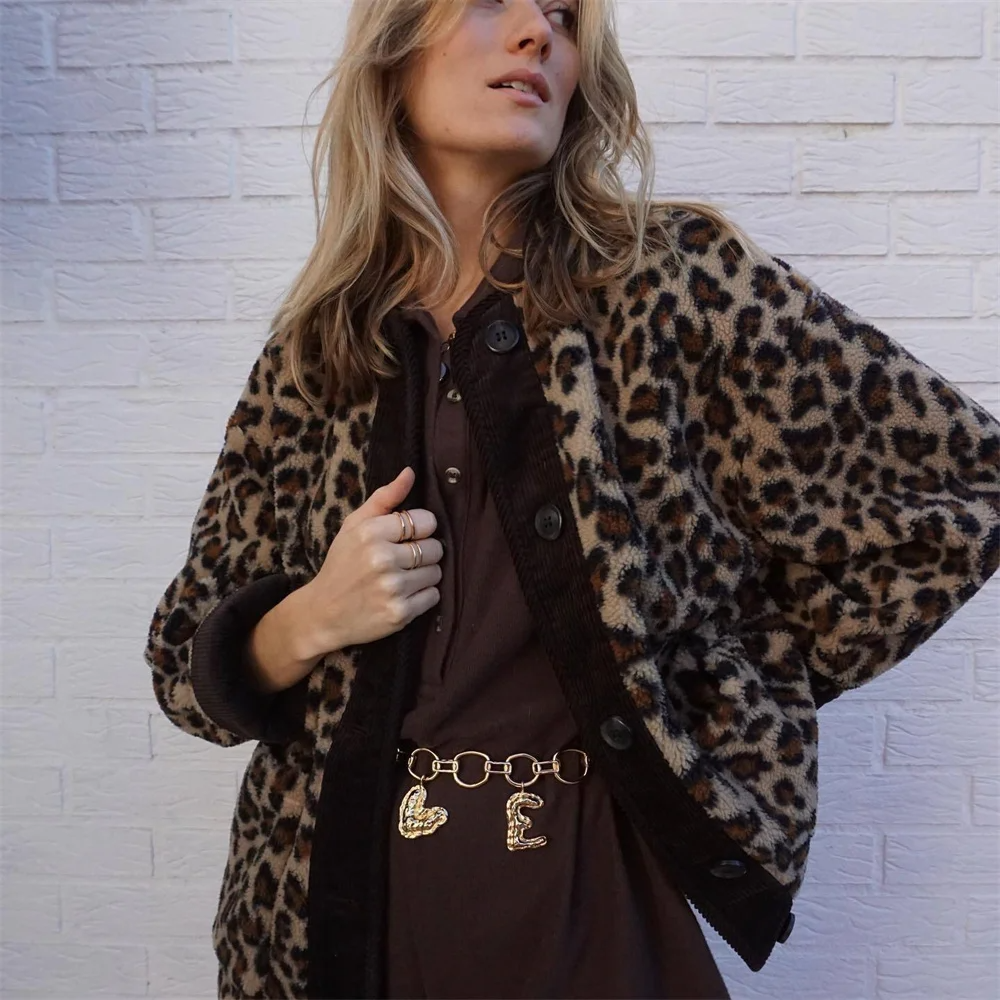 Leah | Jacket with an O-neck and leopard print-4