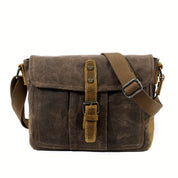 Carter | Messenger Bag with Vintage Buckle Design