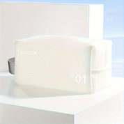 Berkley | Slim and minimalist travel organizer with multiple compartments