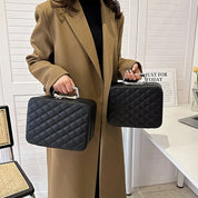 Isabella | Stylish and spacious organizer for beauty products