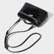 Cora | Elegant Compact Handbag with Versatile Design