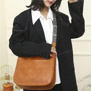 Ashley | Modern Shoulder Bag with Sleek and Versatile Design
