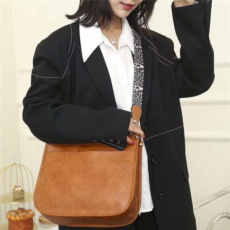 Ashley | Modern Shoulder Bag with Sleek and Versatile Design