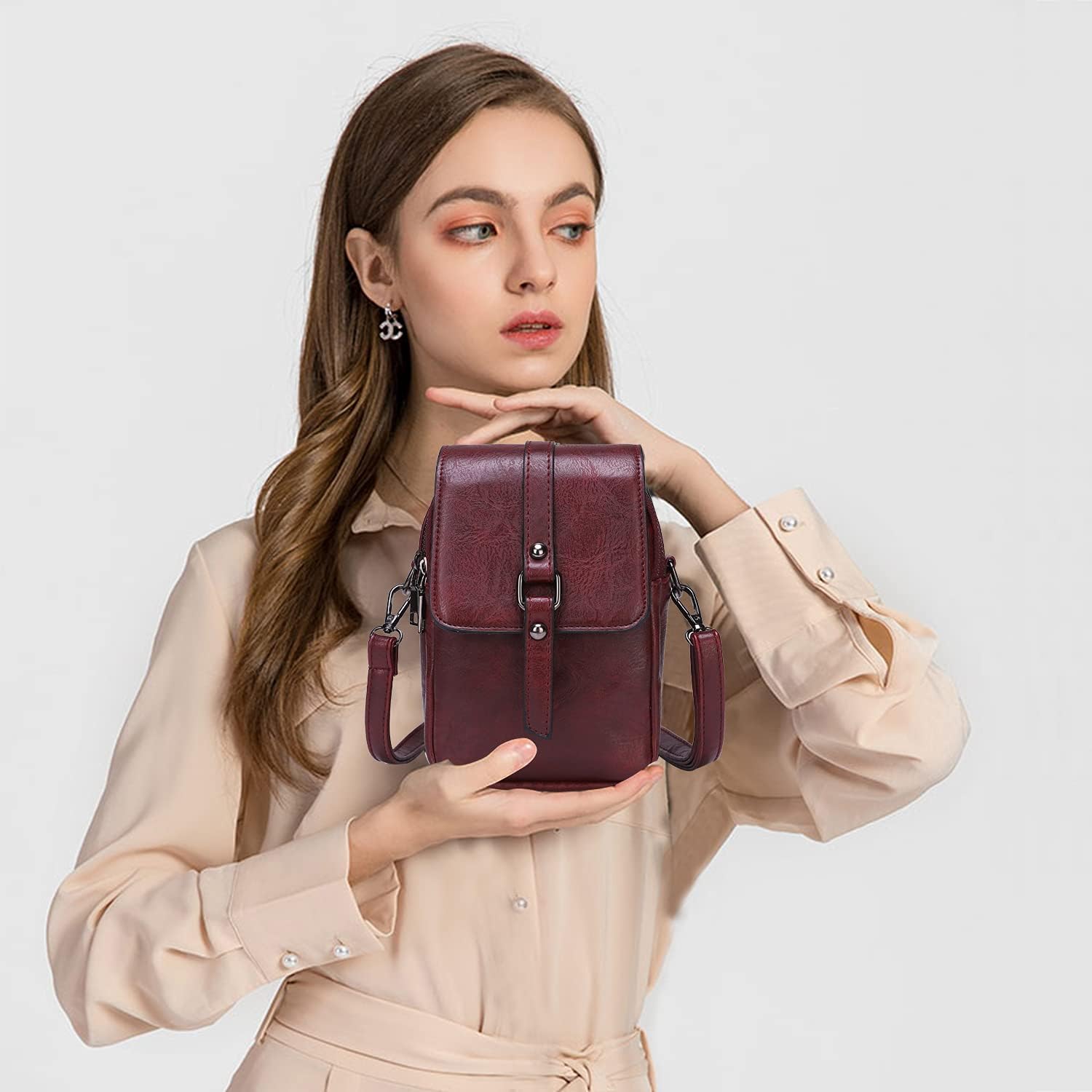 Leighton| Compact Latch Travel Crossbody Bag