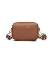 Vanessa | Minimalist Crossbody Bag with Compact Design