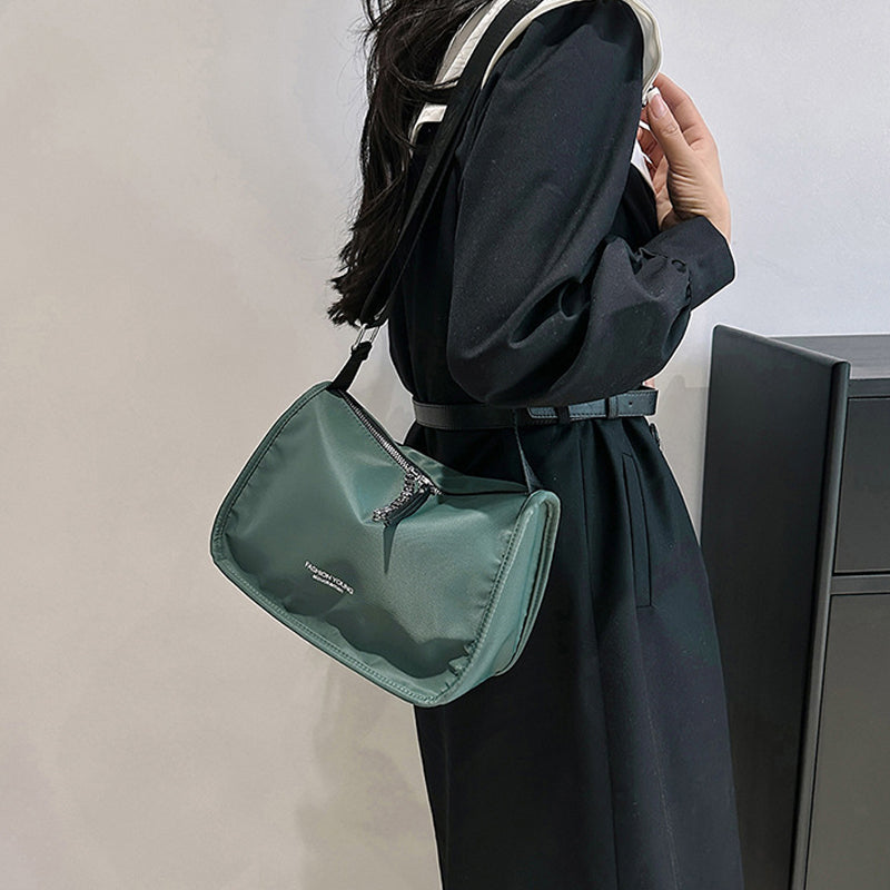 Nikki | Chic Nylon Crossbody Bag