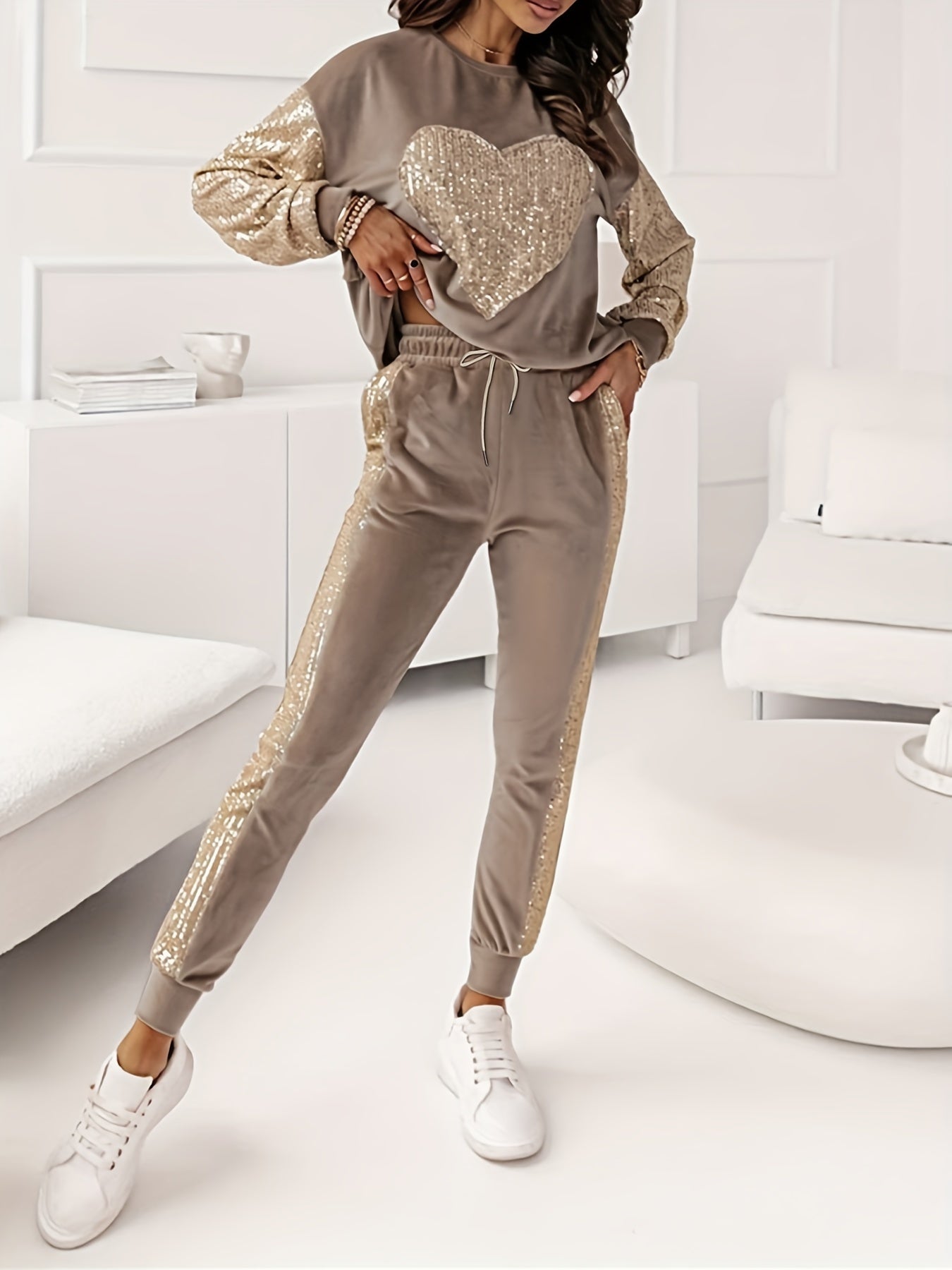 Modern homewear for women - Romi