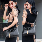 Kourtney | Stylish Handbag with Multiple Compartments