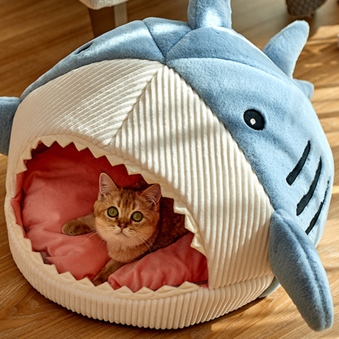 Portable cat cave with warm cushion - Cozycave