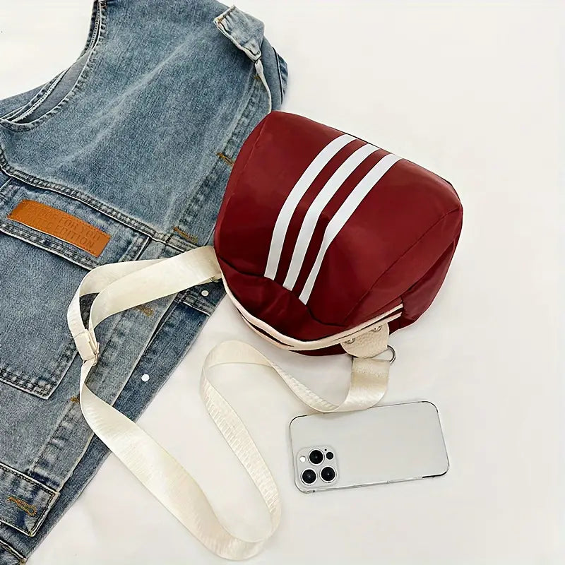 Michelle | Chic Striped Crossbody Bag