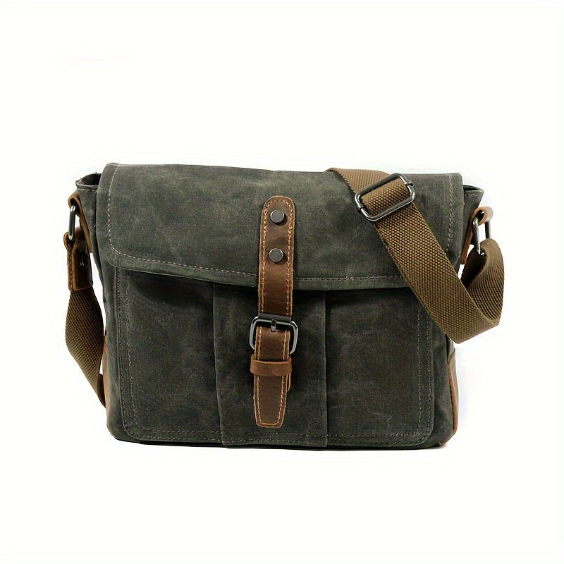 Carter | Messenger Bag with Vintage Buckle Design