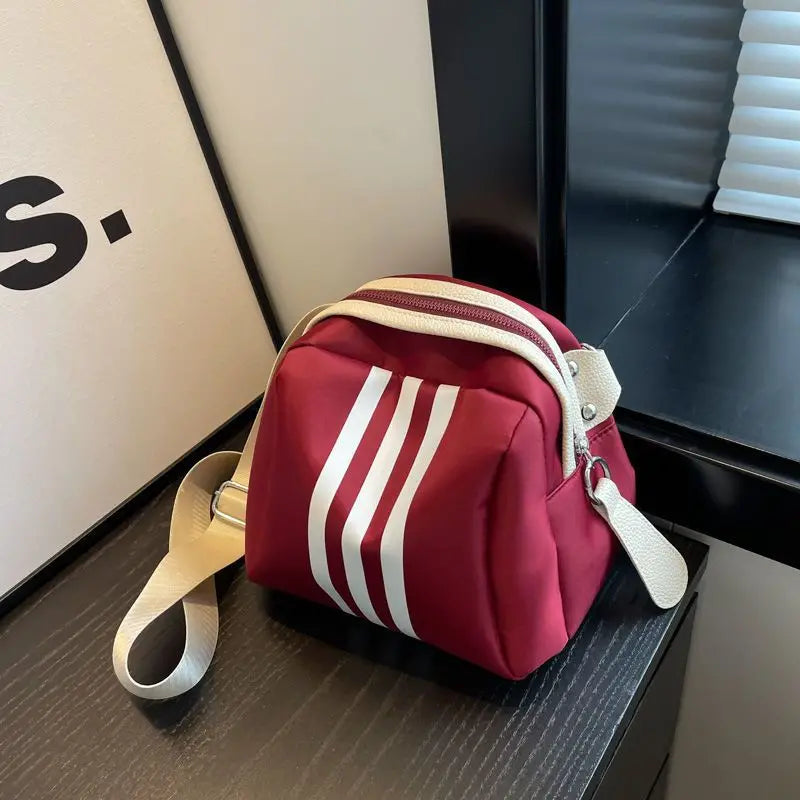 Michelle | Chic Striped Crossbody Bag