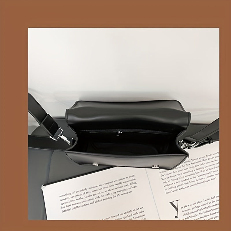 Nicolo | Compact Crossbody Bag with Classic Buckle Design