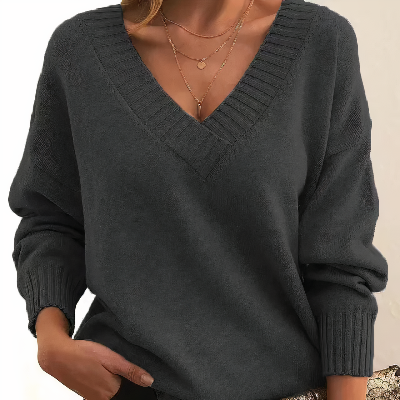 April | Soft & Comfy V-Neck Pullover