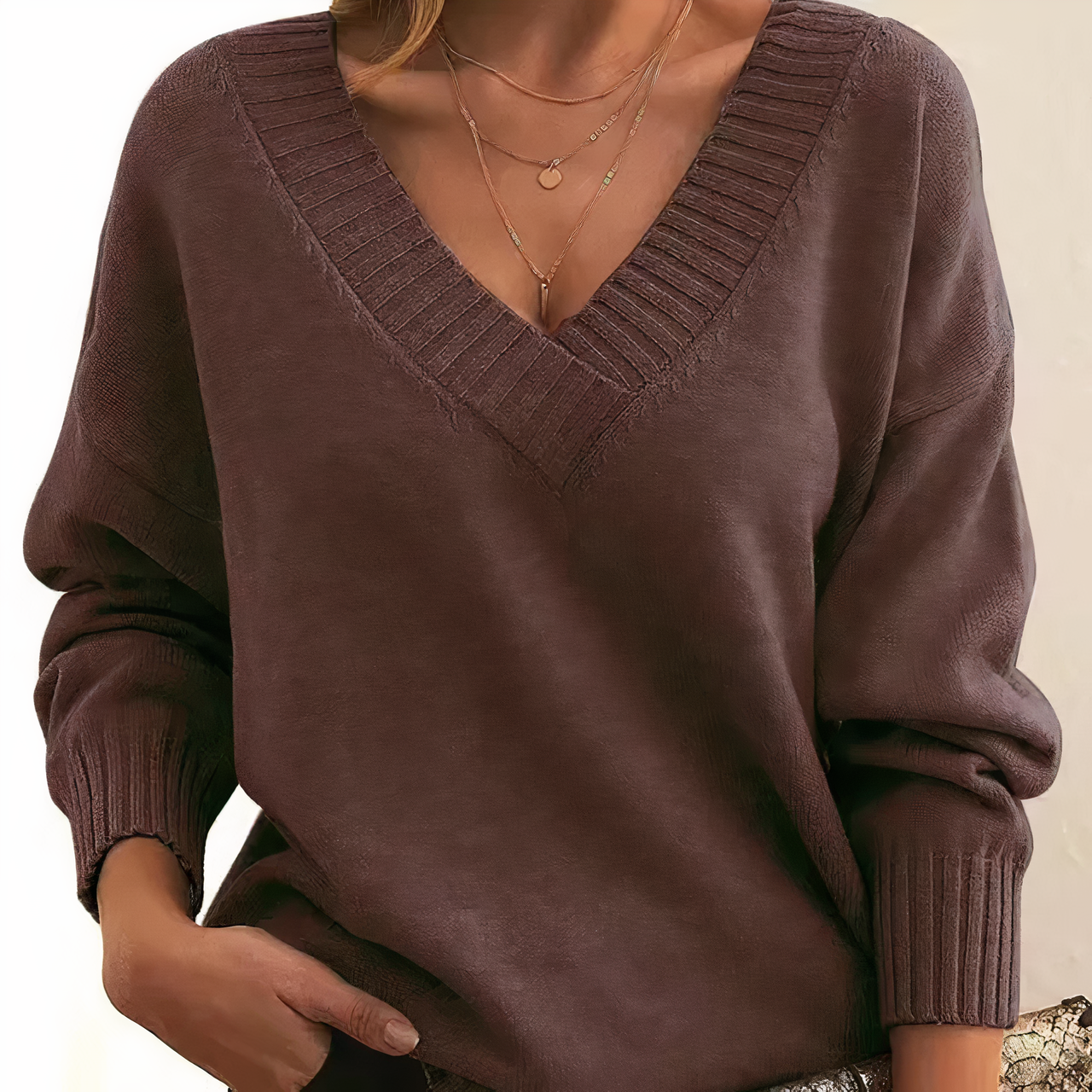 April | Soft & Comfy V-Neck Pullover