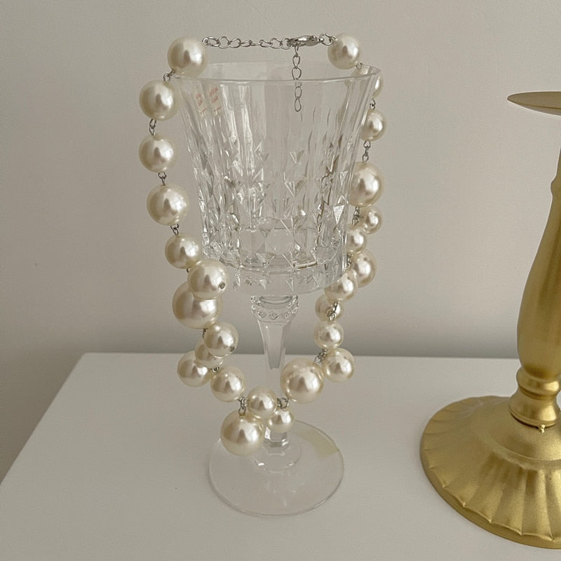 OceanGlow | Elegant Pearl Necklace for Timeless Beauty
