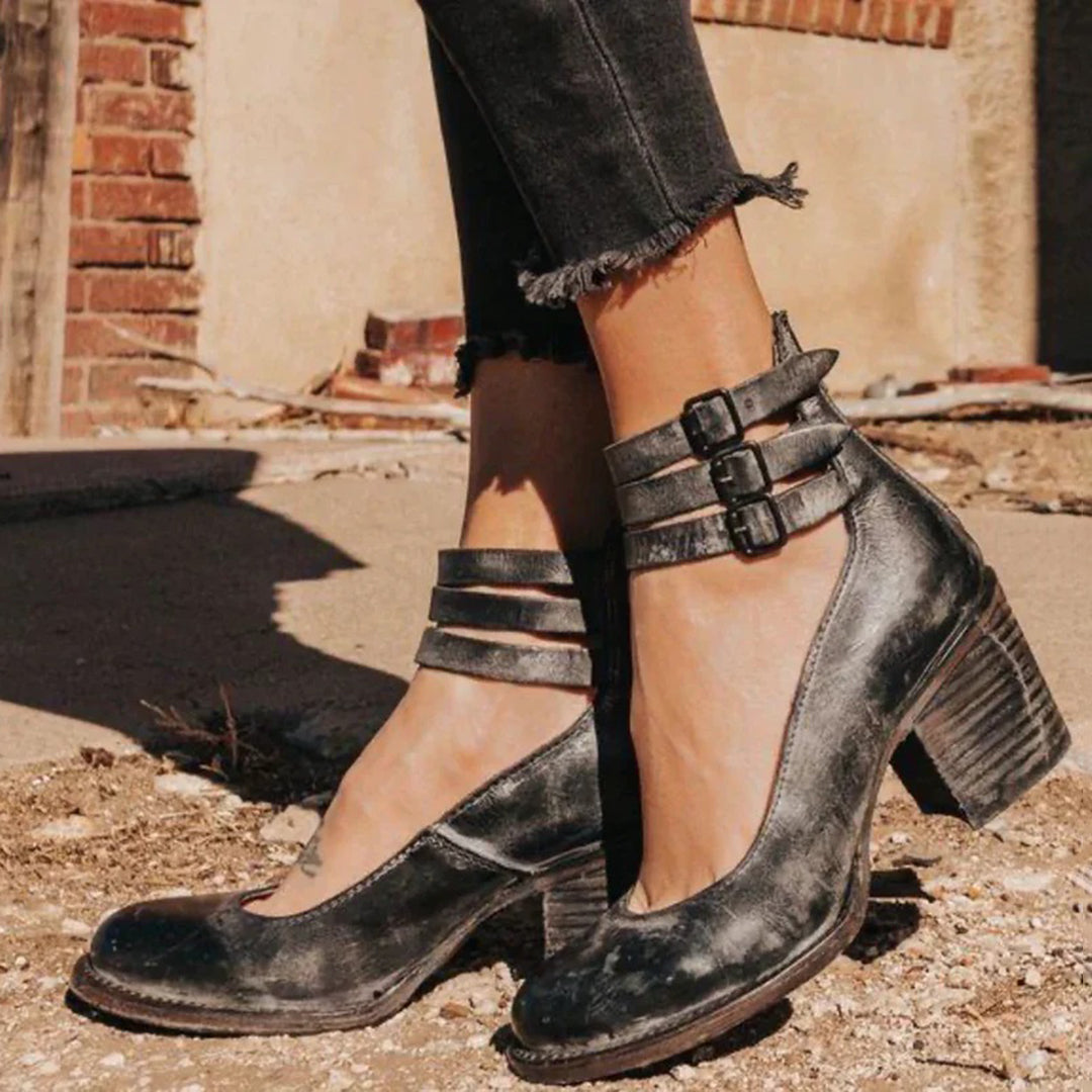 Sine | Elegant Vintage Sandals Heels