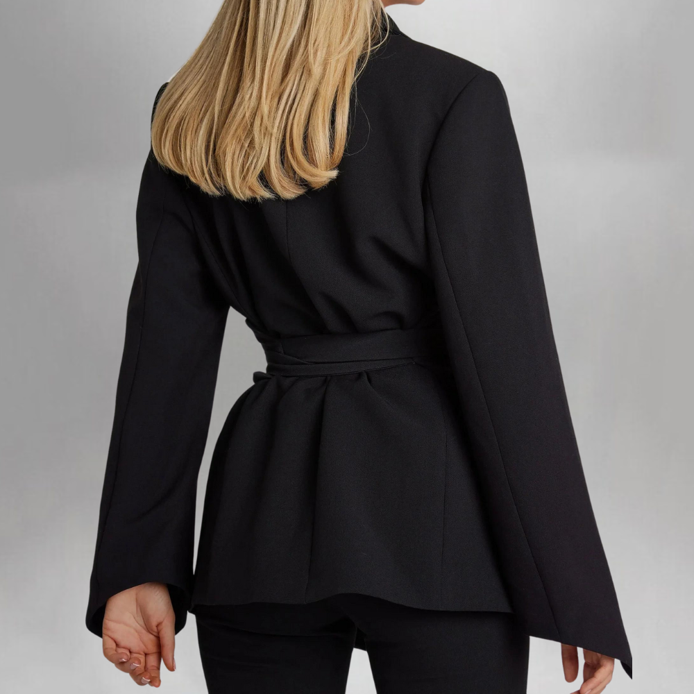 Hannah | Chic Women's Blazer with Belt