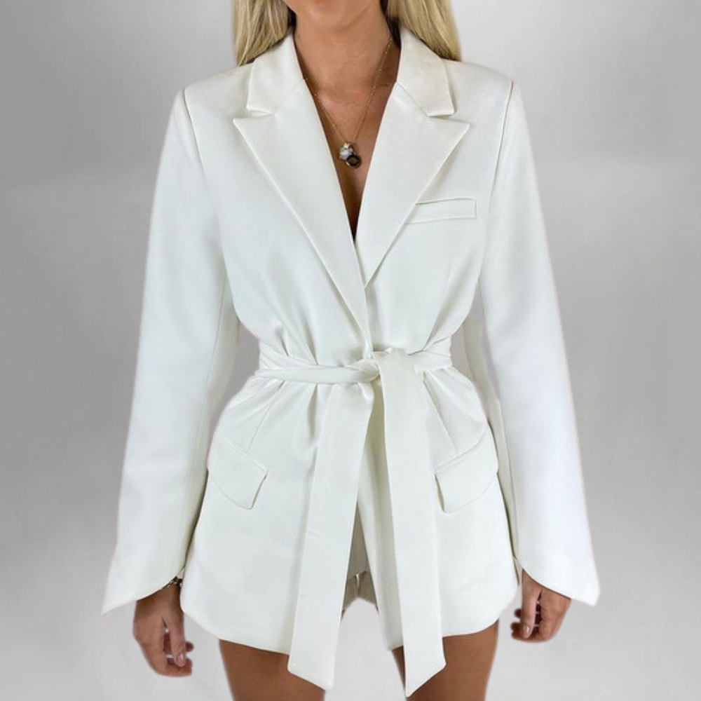 Hannah | Chic Women's Blazer with Belt