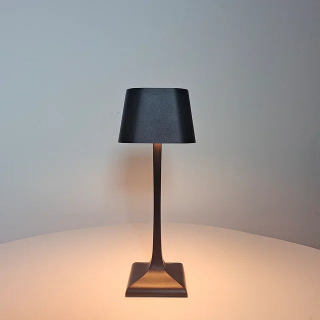 LumeVista | Contemporary Sleek Table Lamp