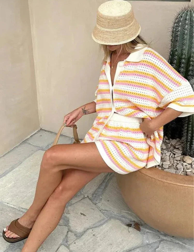 Contrast-Gestreepte-Gebreide-2-delige-Damesmode-Met-Enkele-Rij-Knopen-Revers-Korte-Broek-Sets-2024-Losse.jpg_640x640_0c83b1d2-4333-473e-94a9-dc229a99ca5b.jpg