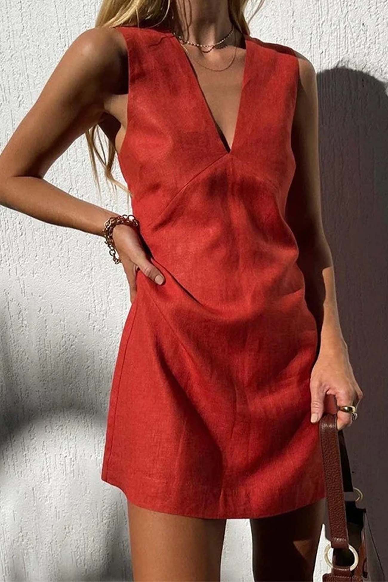 Veronica - Elegant, Chic & Flattering Mini Dress