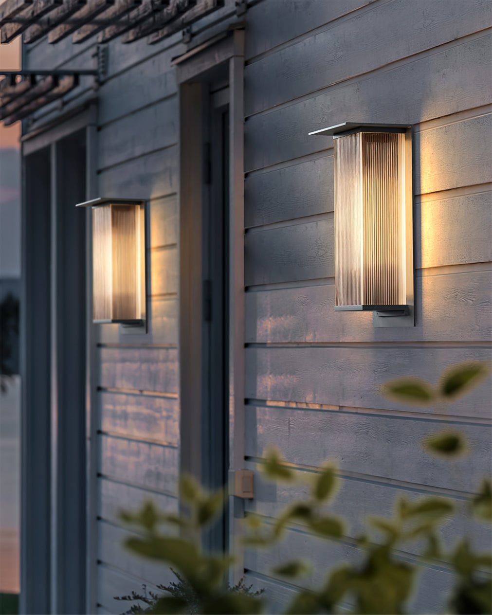 EnduraLight – Long-Lasting LED Wall Light for Outdoors-6