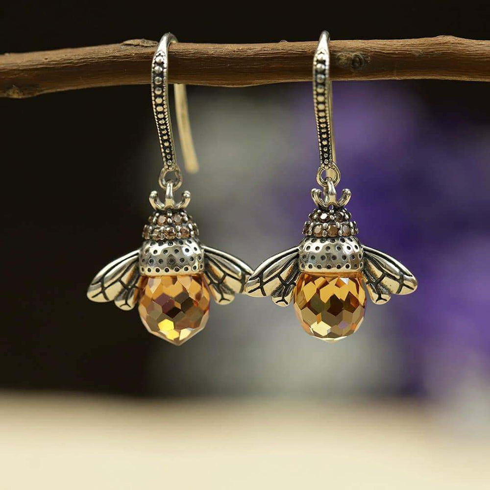 Aria | Cute Dancing Bee Earrings