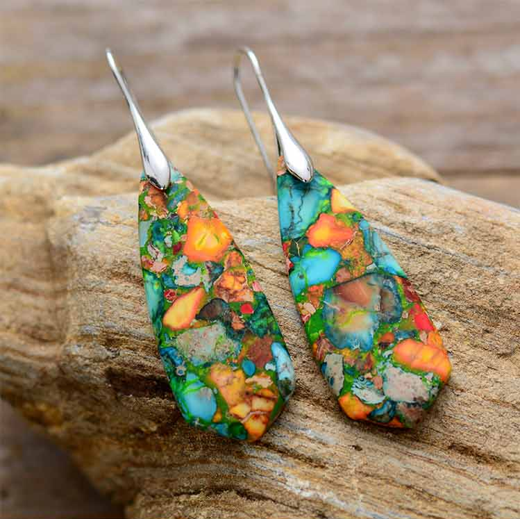 VividAura | Statement Hoop Earrings for Fashionable Flair