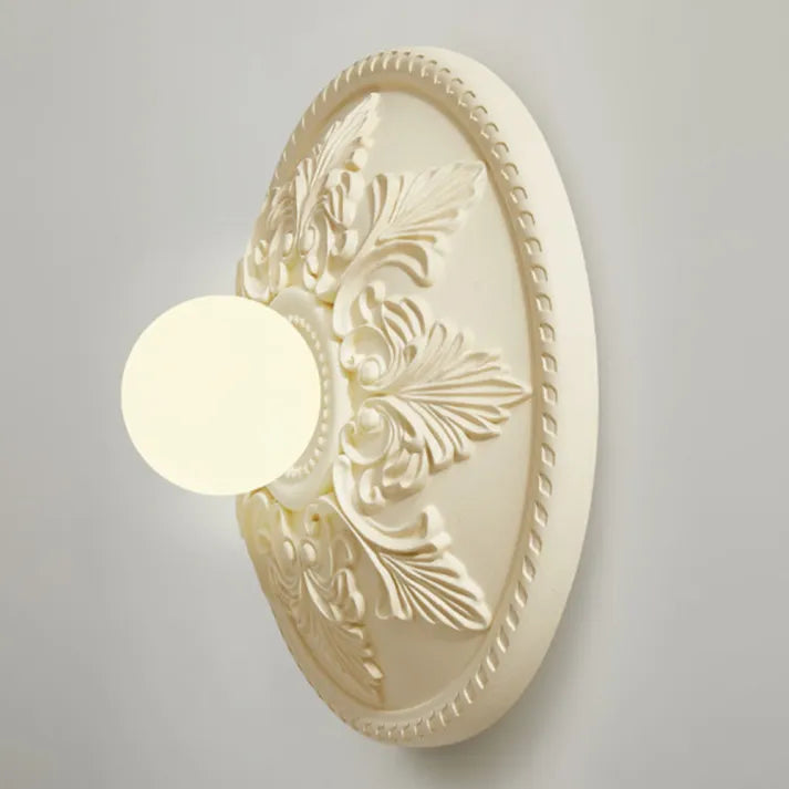 Fiora | Decorative Carved Lamp